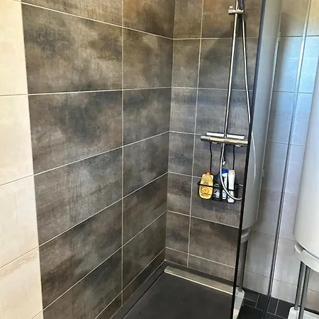 Apartament Du Metz 2 *